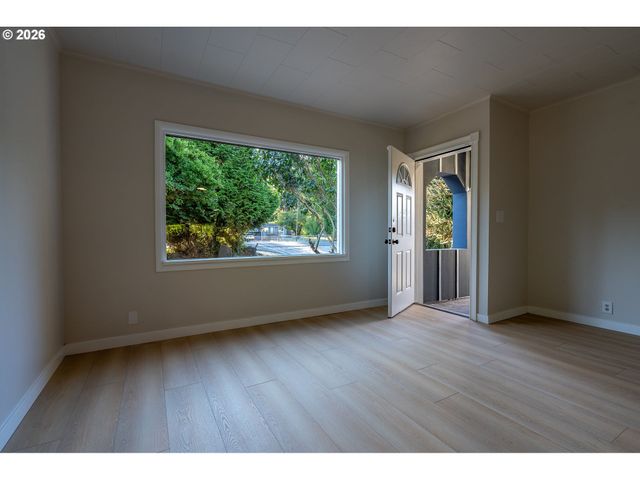 128 Cowlitz Gardens Rd, Kelso, WA 98626