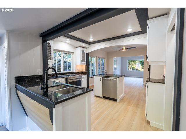 128 Cowlitz Gardens Rd, Kelso, WA 98626