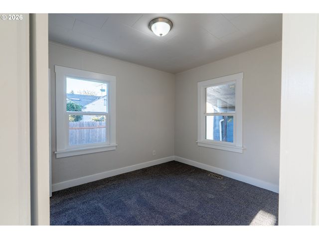 128 Cowlitz Gardens Rd, Kelso, WA 98626