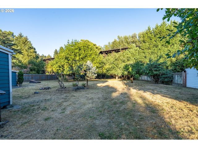 128 Cowlitz Gardens Rd, Kelso, WA 98626