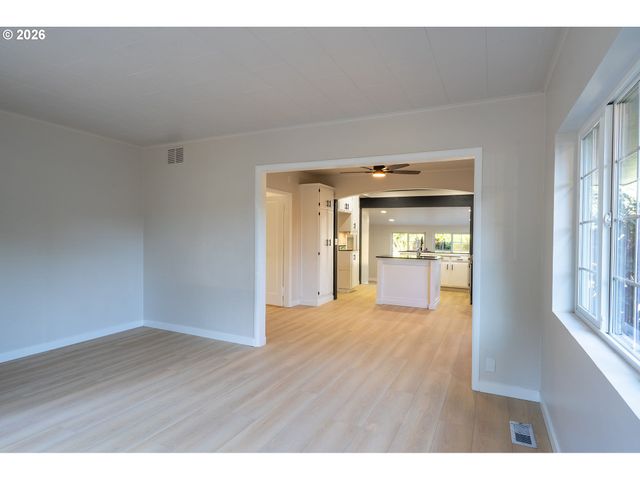 128 Cowlitz Gardens Rd, Kelso, WA 98626