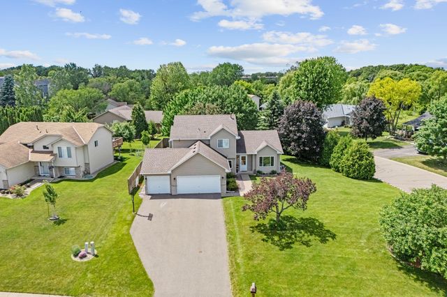 5695 Yucca Lane N, Plymouth, MN 55446