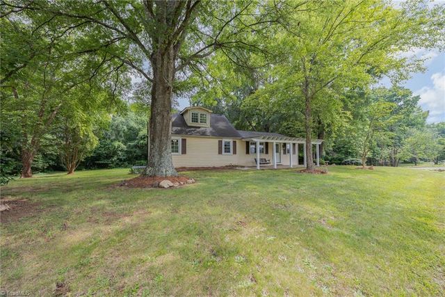 158 John Crotts Road, Mocksville, NC 27028