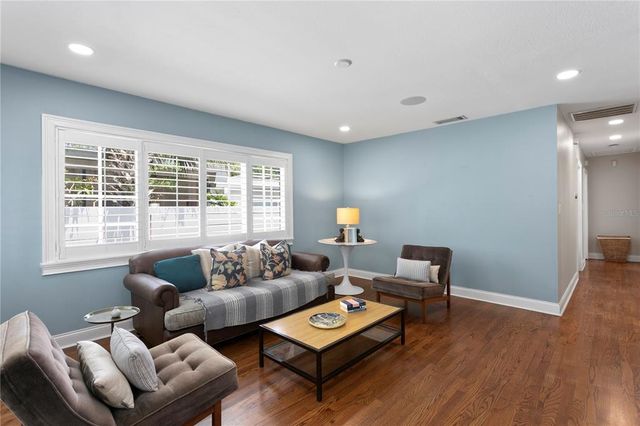 5107 W PLATT STREET, Tampa, FL 33609