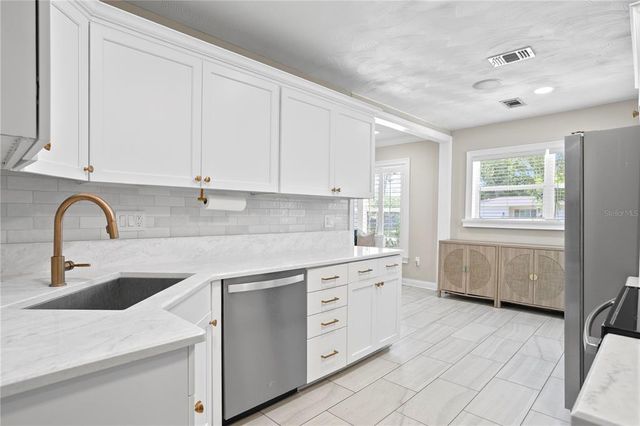 5107 W PLATT STREET, Tampa, FL 33609
