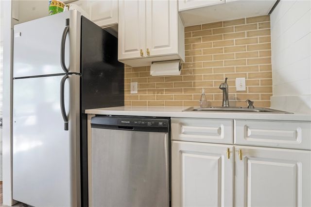 800 Mallery Street 52, St Simons Island, GA 31522