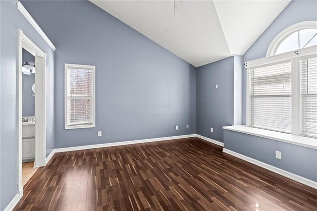 741 SW Windsong Circle, Lee's Summit, MO 64082