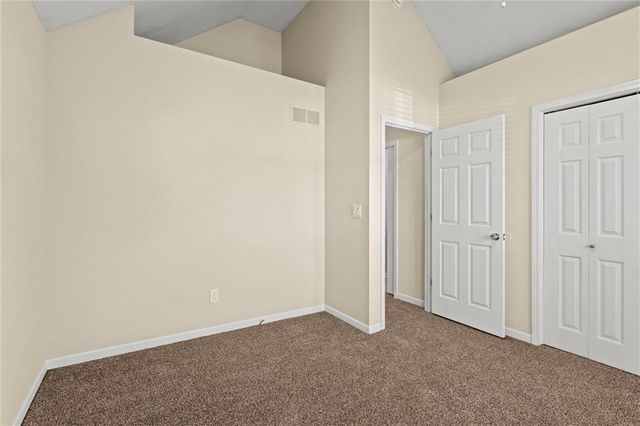 741 SW Windsong Circle, Lee's Summit, MO 64082