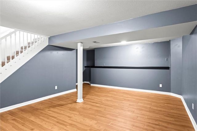 741 SW Windsong Circle, Lee's Summit, MO 64082