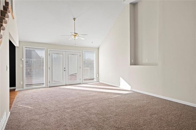 741 SW Windsong Circle, Lee's Summit, MO 64082