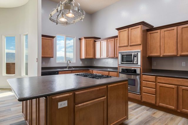 1620 5th Street SE, Rio Rancho, NM 87124