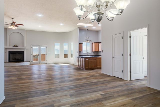 1620 5th Street SE, Rio Rancho, NM 87124