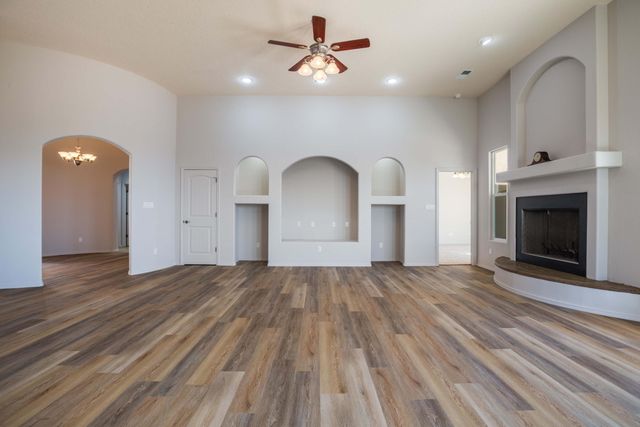 1620 5th Street SE, Rio Rancho, NM 87124