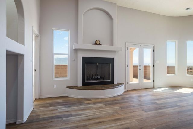 1620 5th Street SE, Rio Rancho, NM 87124