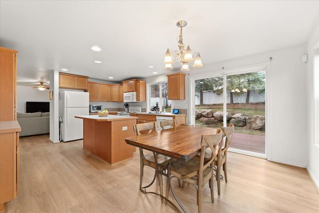 1626 5th St, Cheney, WA 99004