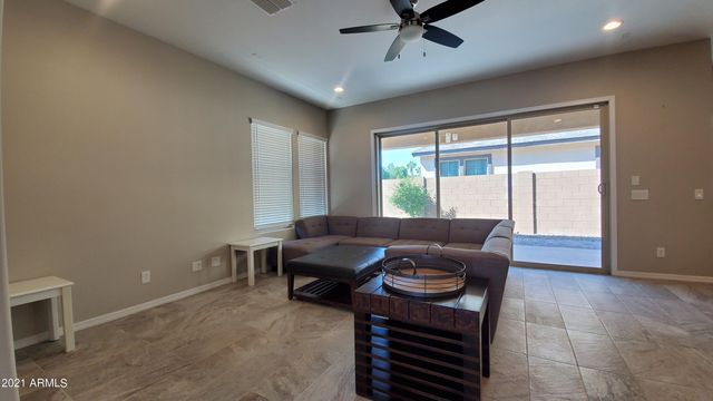 782 W Winchester Drive, Chandler, AZ 85286