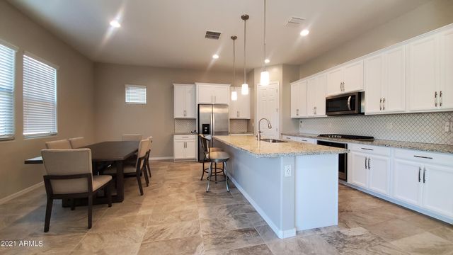 782 W Winchester Drive, Chandler, AZ 85286