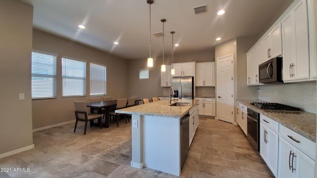 782 W Winchester Drive, Chandler, AZ 85286