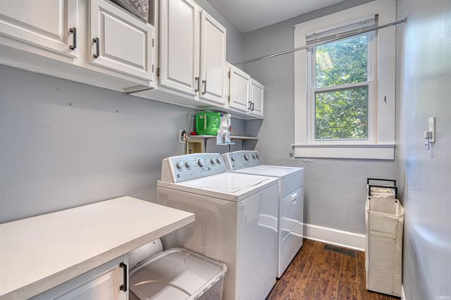 548 S Willow Road, Evansville, IN 47714