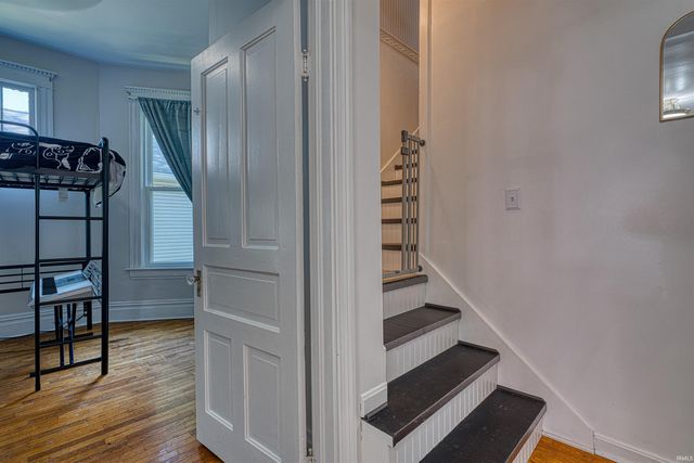548 S Willow Road, Evansville, IN 47714