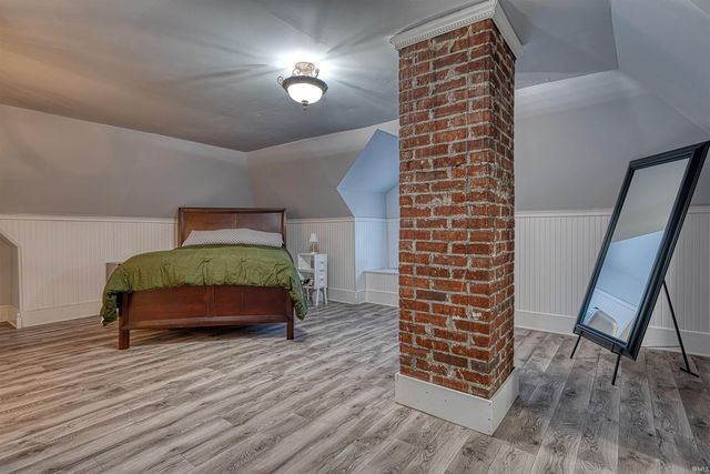 548 S Willow Road, Evansville, IN 47714