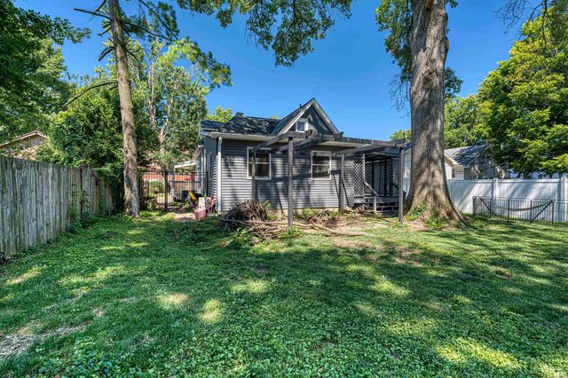 548 S Willow Road, Evansville, IN 47714
