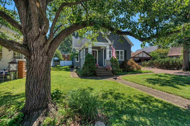548 S Willow Road, Evansville, IN 47714
