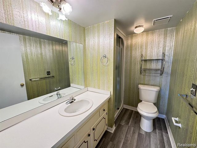 16880 Edloytom Way 137, Clinton Township, MI 48038