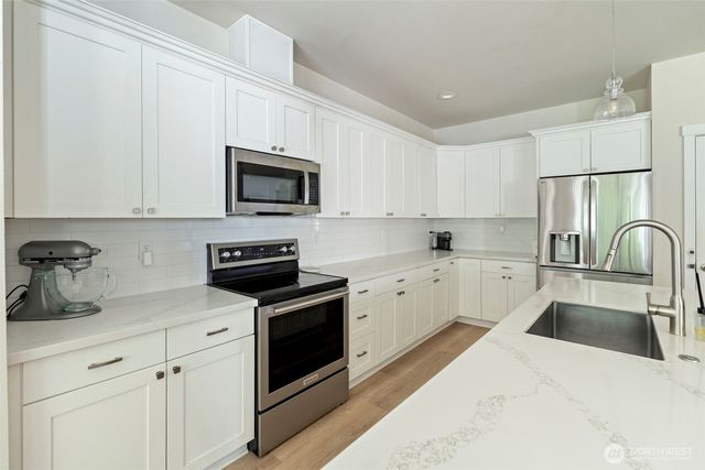 1648 N 4th Street, Mccleary, WA 98557