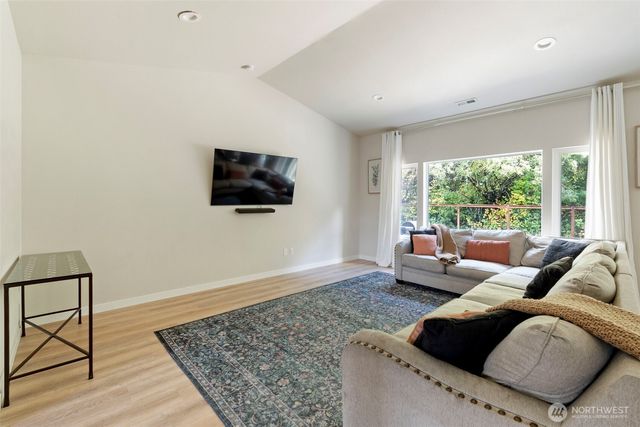 1648 N 4th Street, Mccleary, WA 98557