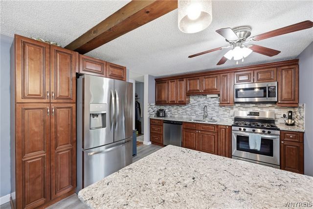 341 Fawn Trail, West Seneca, NY 14224