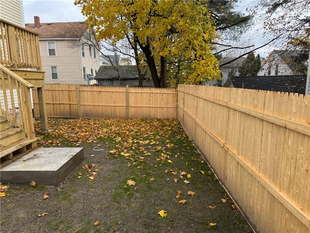 31 Vandewater Street, Providence, RI 02908