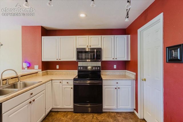 6345 Naturita Trail, Colorado Springs, CO 80922