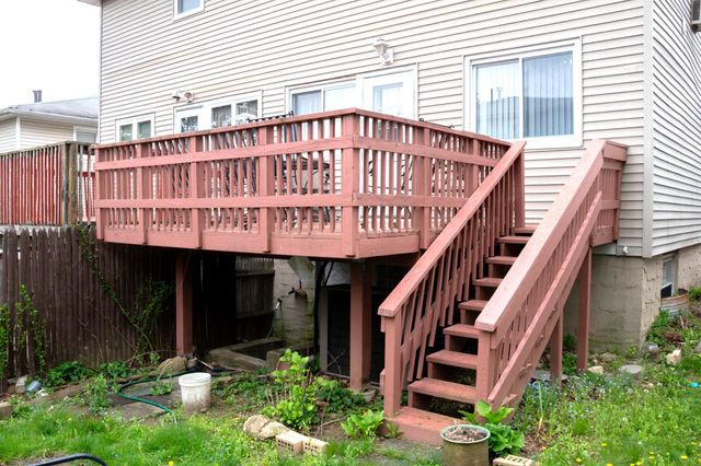 18 South Circle, Yonkers, NY 10703