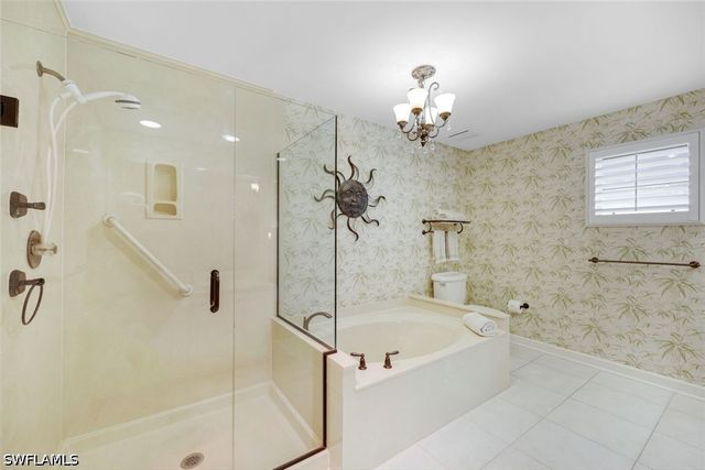 2264 Imperial Golf Co BLVD, Naples, FL 34110