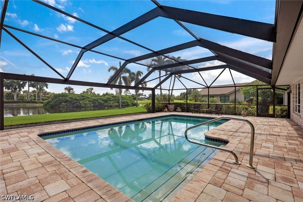 2264 Imperial Golf Co BLVD, Naples, FL 34110
