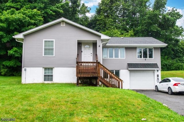 2 Glen Rd, Vernon Twp., NJ 07422