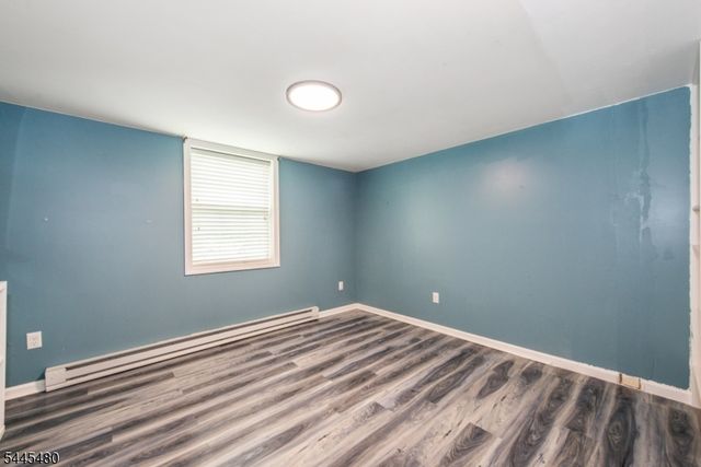 2 Glen Rd, Vernon Twp., NJ 07422