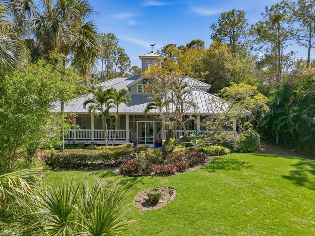 6480 Sandalwood LN, Naples, FL 34109