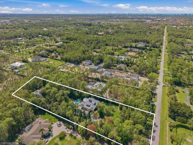 6480 Sandalwood LN, Naples, FL 34109