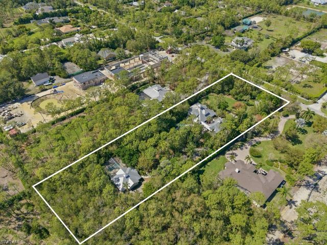 6480 Sandalwood LN, Naples, FL 34109