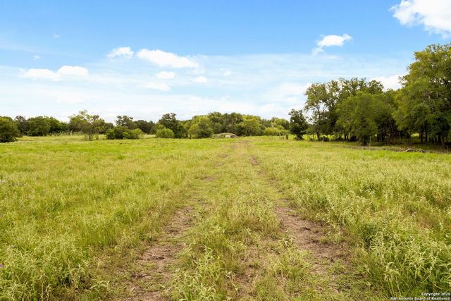 735 Old Zorn Rd, San Marcos, TX 78666