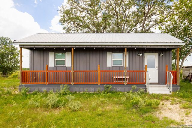 735 Old Zorn Rd, San Marcos, TX 78666