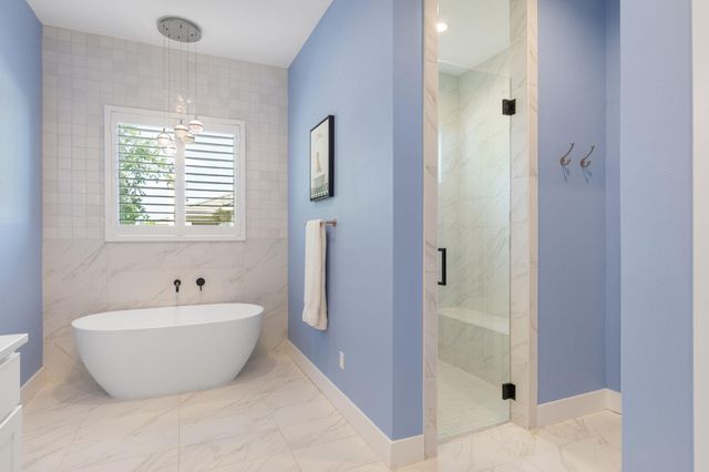 501 Black Wolf RUN, Austin, TX 78738