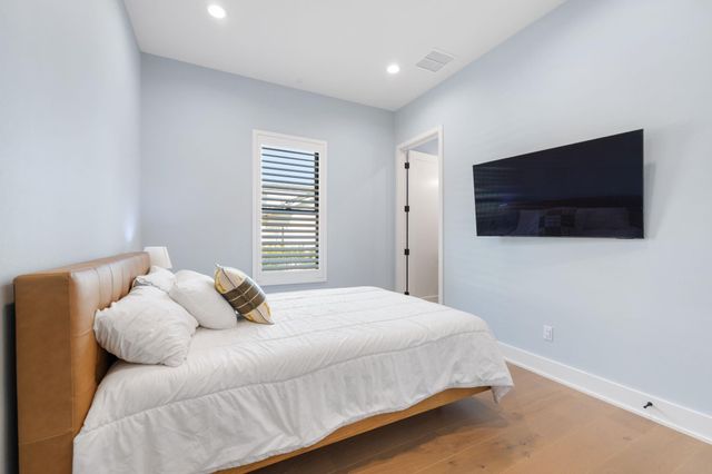 501 Black Wolf RUN, Austin, TX 78738