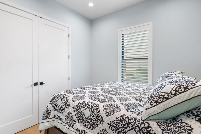 501 Black Wolf RUN, Austin, TX 78738