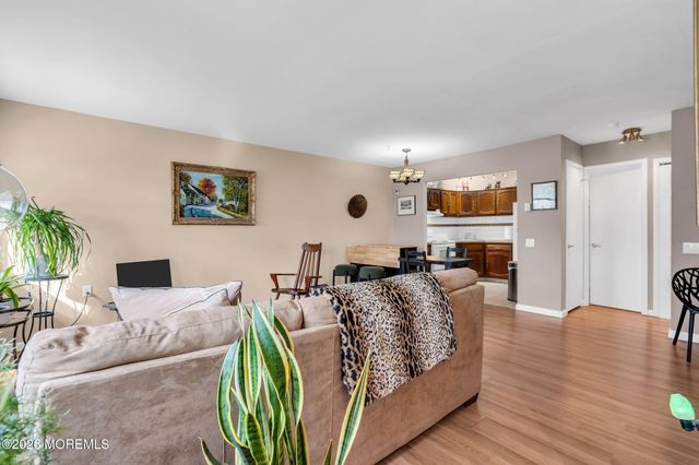 14 Independence Parkway C, Whiting, NJ 08759