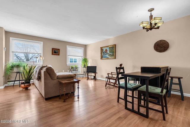 14 Independence Parkway C, Whiting, NJ 08759