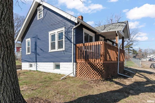 400 PEKIN Avenue, East Peoria, IL 61611