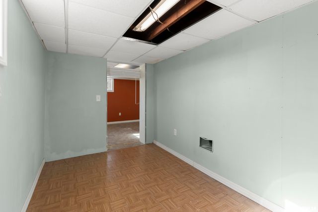 400 PEKIN Avenue, East Peoria, IL 61611